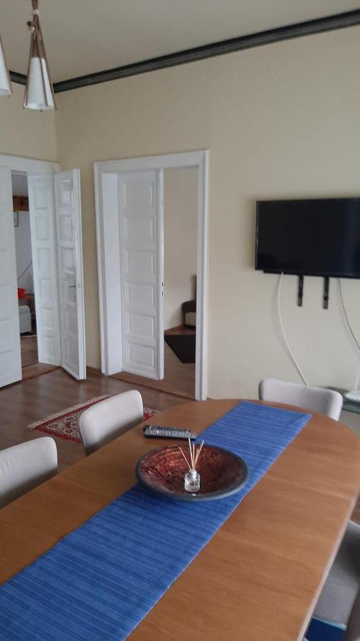 Vila Casa Isa Oradea Exteriér fotografie